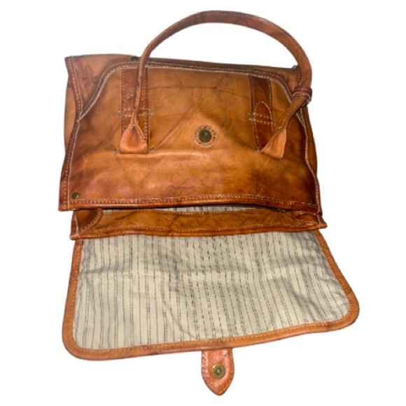 Frye Campus Satchel, Women's Campus Hobo Bag, 100% Dakota Red Burnt Leather - Picture 9 of 15